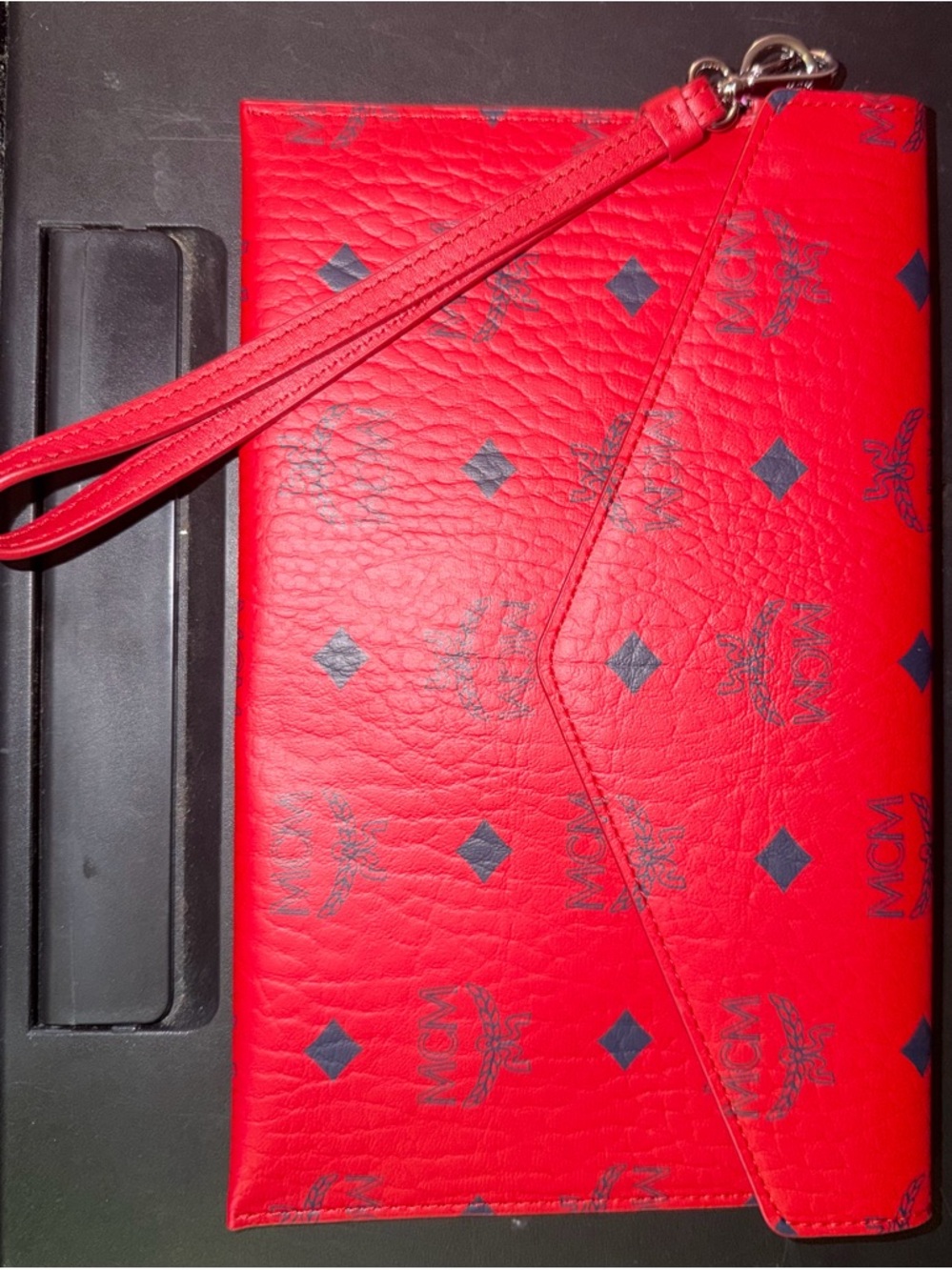 MCM NWOT Special Edition Red Leather with Robot Rabbit Logo Envelope Wrist Pouch - Picture 2 of 3